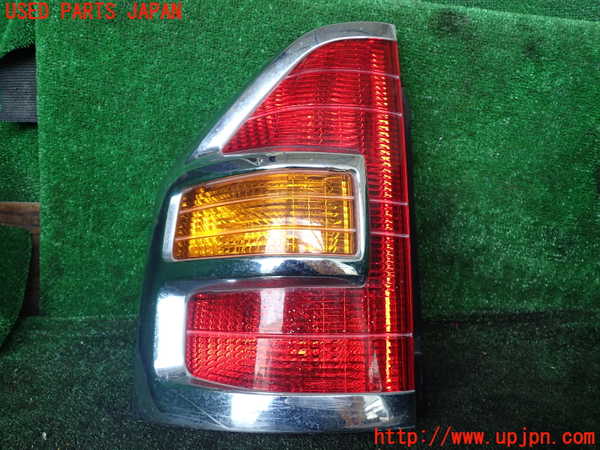 1UPJ-38061536]パジェロ(V75W)左テールランプ 中古_m0001.jpg