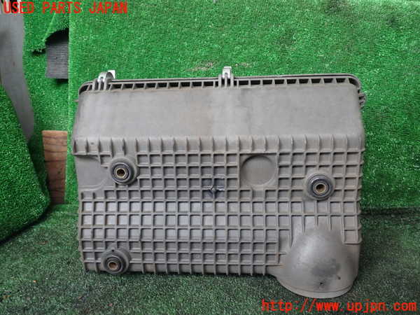 1UPJ-38062560]パジェロ(V75W)エアクリーナーボックス 中古_m0004.jpg
