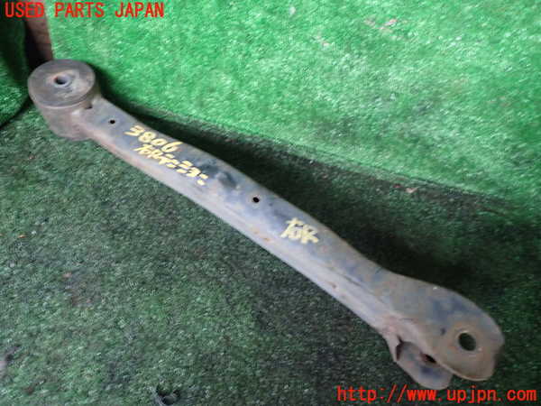 1UPJ-38065325]パジェロ(V75W)右リアテンションロッド 中古_m0001.jpg