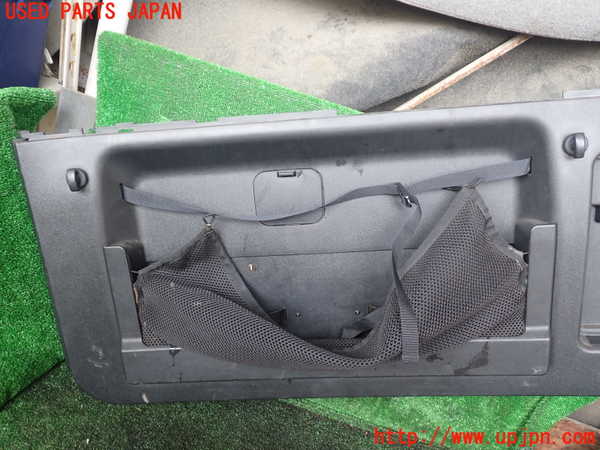 1UPJ-38061578]パジェロ(V75W)バックドア内張り 中古_m0003.jpg