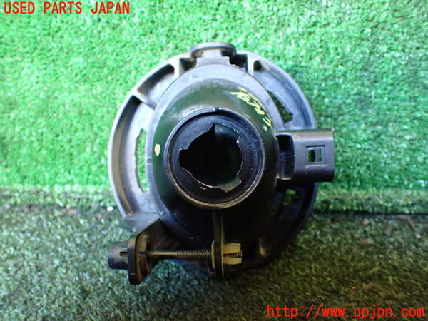 1UPJ-38071180]ジープ・グランドチェロキー(WK36TA)右フォグ 中古_m0003.jpg