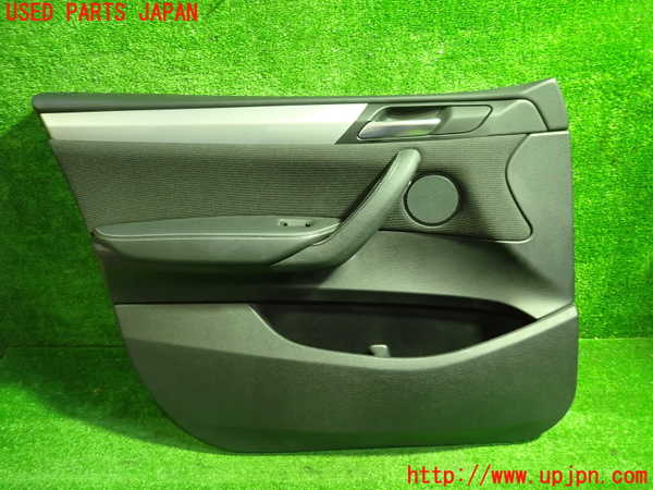 1UPJ-38121264]BMW X3 F25(WX20)左前ドア内張り 中古_m0001.jpg