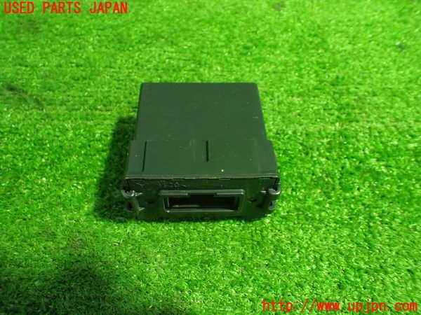 1UPJ-38146152]セレナ(FNC28)コンピューター7 中古_m0001.jpg