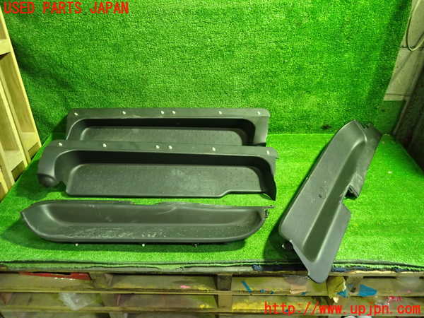 1UPJ-38147740]セレナ(FNC28)スカッフプレート 中古_m0001.jpg