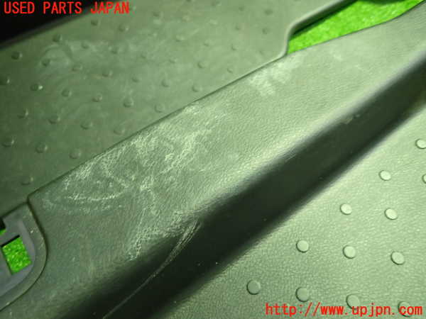 1UPJ-38147740]セレナ(FNC28)スカッフプレート 中古_m0003.jpg