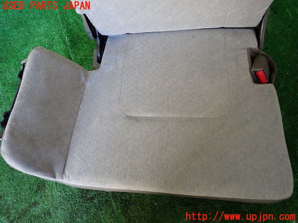 1UPJ-38167235]パジェロ(V45W)右3列目シート 中古_m0003.jpg