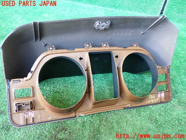 1UPJ-38167510]パジェロ(V45W)メーターフード 中古_m0004.jpg
