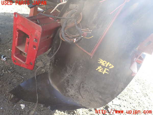 1UPJ-38171092]ベンツ ビアノ(Viano) W639(639811)左前フェンダーライナー 中古_m0001.jpg