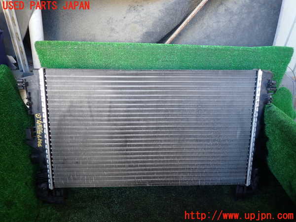 5UPJ-38172321]ベンツ ビアノ(Viano) W639(639811)ラジエーター1 中古_m0001.jpg