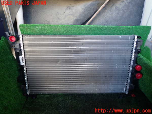 5UPJ-38172321]ベンツ ビアノ(Viano) W639(639811)ラジエーター1 中古_m0002.jpg