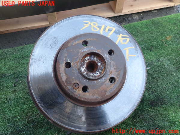 1UPJ-38174290]ベンツ ビアノ(Viano) W639(639811)右フロントナックルハブ 中古_m0001.jpg