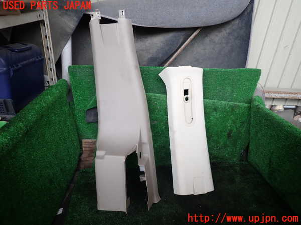 1UPJ-38177670]ベンツ ビアノ(Viano) W639(639811)左センターピラートリム 中古_m0001.jpg