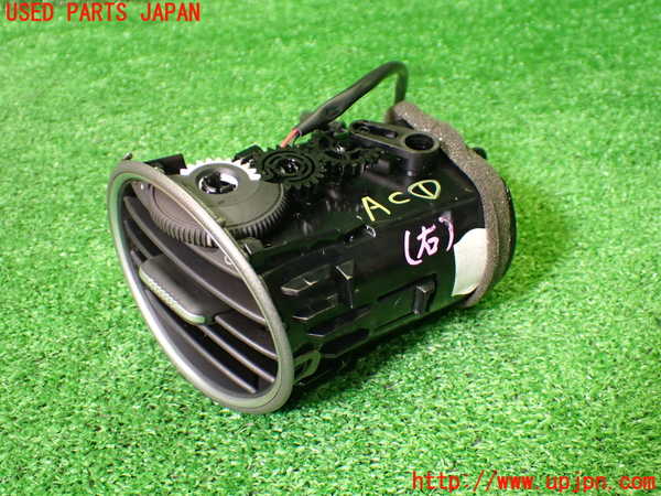 1UPJ-38197526]ポルシェ・ケイマン(98721)エアコン吹き出し口1 (右) 【ジャンク】_m0002.jpg