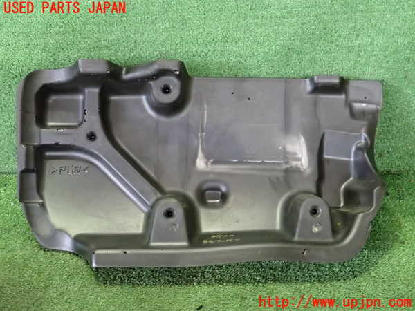 2UPJ-38202160]スイフトスポーツ(ZC33S)エンジンアッパーカバー 中古_m0002.jpg