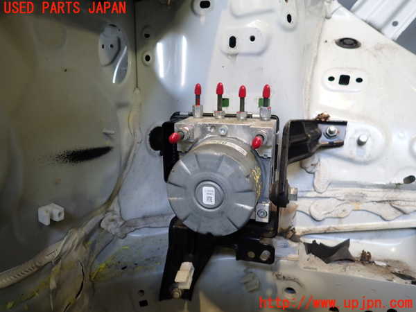2UPJ-38204040]スイフトスポーツ(ZC33S)ABSアクチュエーター 中古_m0002.jpg