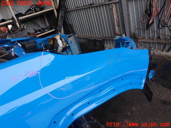 2UPJ-38211080]クロストレック(GUD)右前フェンダー 中古_m0002.jpg