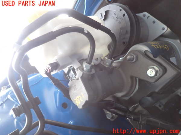 2UPJ-38214050]クロストレック(GUD)ブレーキマスターシリンダー 中古_m0002.jpg