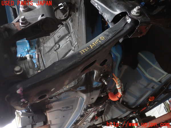 2UPJ-38215176]クロストレック(GUD)右フロントロアアーム1 中古_m0001.jpg