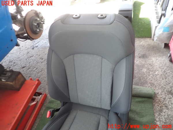 2UPJ-38217065]クロストレック(GUD)助手席シート 中古_m0002.jpg