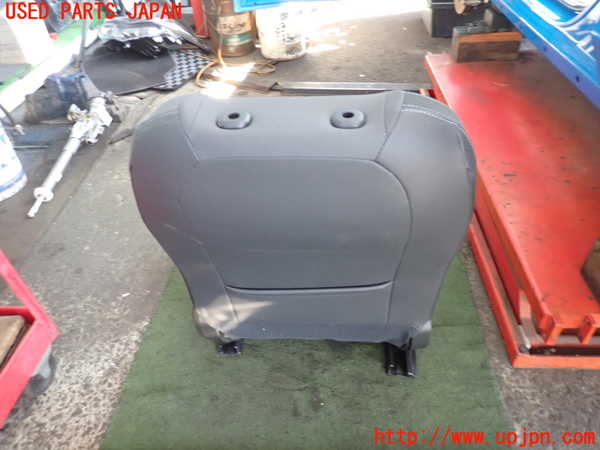 2UPJ-38217065]クロストレック(GUD)助手席シート 中古_m0004.jpg