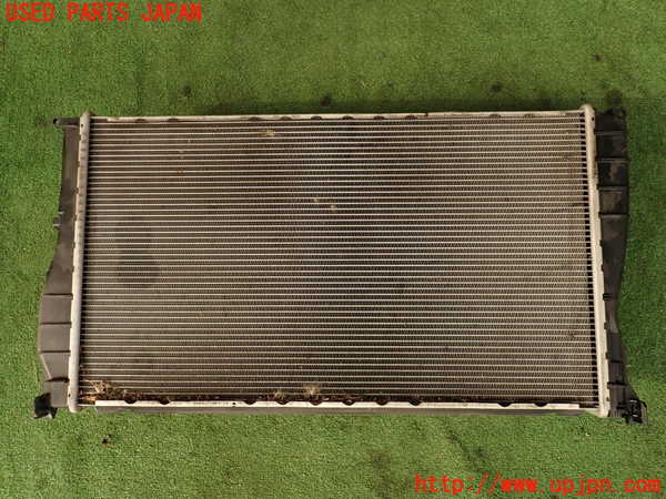 2UPJ-38222321]BMW 335i クーペ E92(WB35)ラジエーター1 中古_m0001.jpg