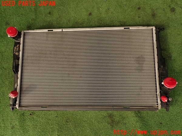 2UPJ-38222321]BMW 335i クーペ E92(WB35)ラジエーター1 中古_m0003.jpg