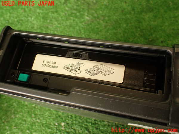2UPJ-38226505]BMW 335i クーペ E92(WB35)CDチェンジャー 中古_m0005.jpg
