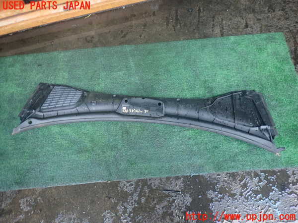 2UPJ-38231190]ポルシェ・カイエン ターボ(9PA50A)カウルトップ 中古_m0002.jpg