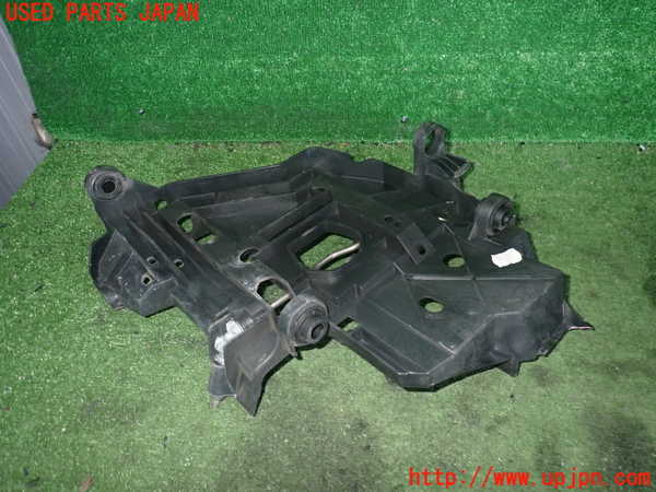 2UPJ-38231142]ポルシェ・カイエン ターボ(9PA50A)左ヘッドライトリム 中古_m0002.jpg