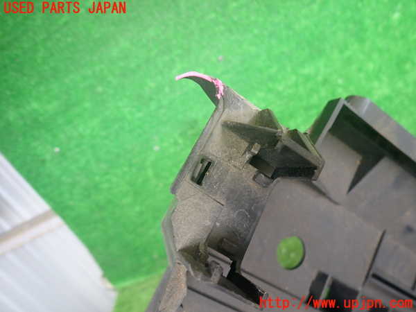 2UPJ-38231142]ポルシェ・カイエン ターボ(9PA50A)左ヘッドライトリム 中古_m0003.jpg