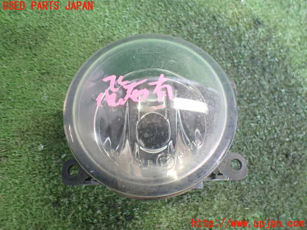 2UPJ-38231180]ポルシェ・カイエン ターボ(9PA50A)右フォグ 中古_m0001.jpg