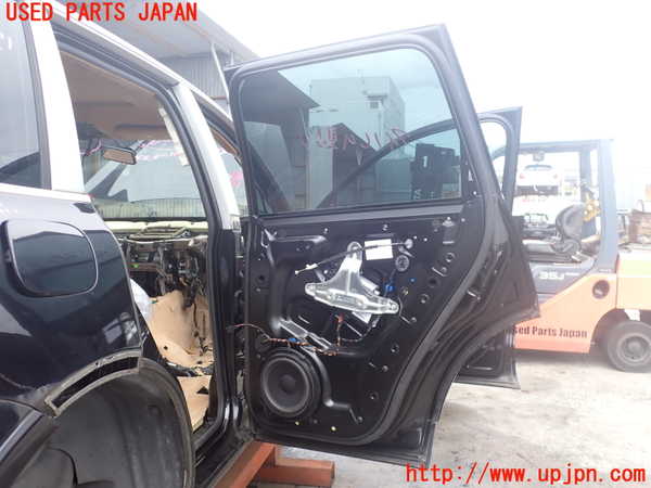 2UPJ-38231290]ポルシェ・カイエン ターボ(9PA50A)右後ドア 中古(43R-001167 M391)_m0004.jpg