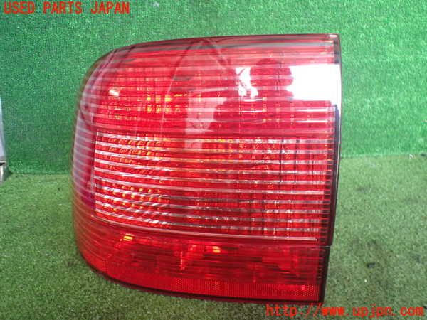 2UPJ-38231536]ポルシェ・カイエン ターボ(9PA50A)左テールランプ 中古_m0001.jpg