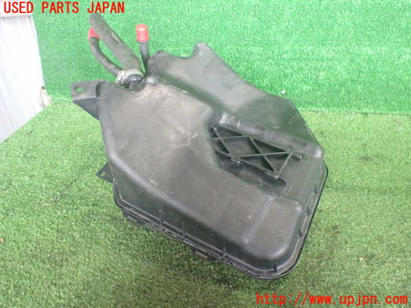 2UPJ-38232410]ポルシェ・カイエン ターボ(9PA50A)ラジエータータンク 中古_m0002.jpg