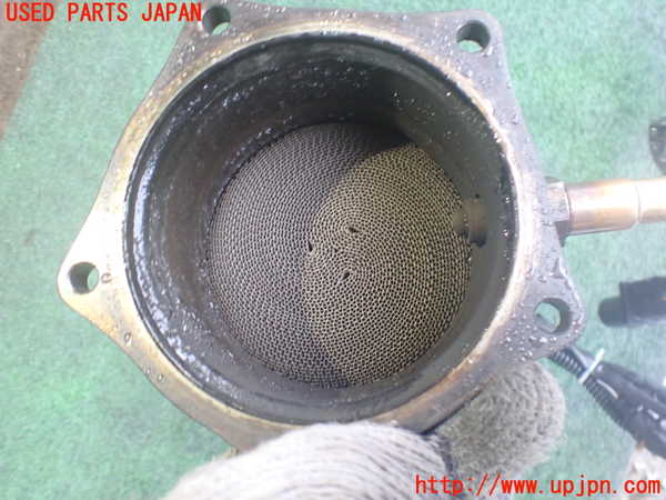 2UPJ-38232661]ポルシェ・カイエン ターボ(9PA50A)触媒1 中古_m0003.jpg