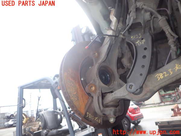 2UPJ-38234290]ポルシェ・カイエン ターボ(9PA50A)右フロントナックルハブ 中古_m0001.jpg