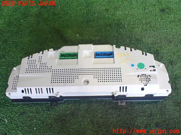 2UPJ-38236170]ポルシェ・カイエン ターボ(9PA50A)スピードメーター 中古_m0004.jpg