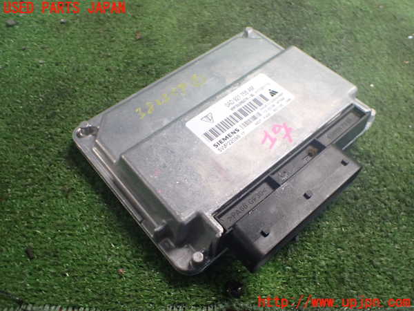 2UPJ-38236146]ポルシェ・カイエン ターボ(9PA50A)コンピューター1 中古_m0001.jpg