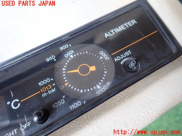 2UPJ-38246175]ランクル60系(HJ61V)クライノメーター 中古_m0003.jpg