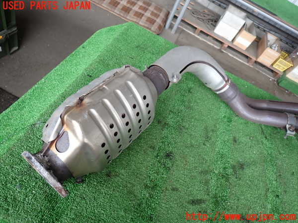 2UPJ-38252661]ランクル80系(FZJ80G)触媒1 中古_m0004.jpg