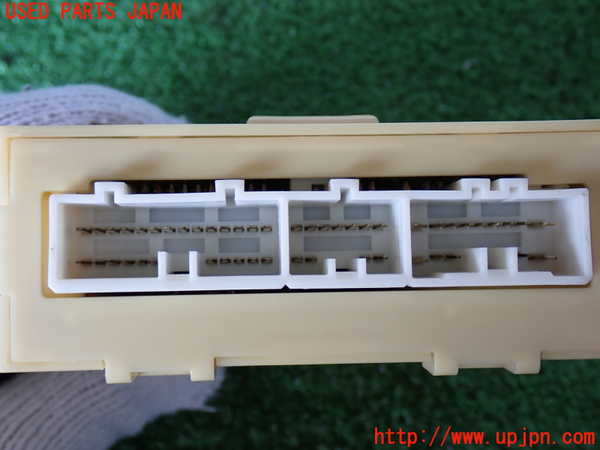 2UPJ-38256147]ランクル80系(FZJ80G)コンピューター2 中古 88650-60092_m0002.jpg