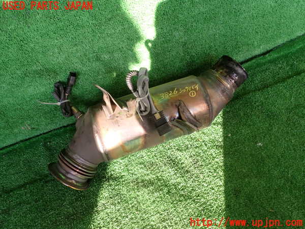 2UPJ-38262661]BMW 740i(YA30)触媒1 中古 (F01)_m0001.jpg