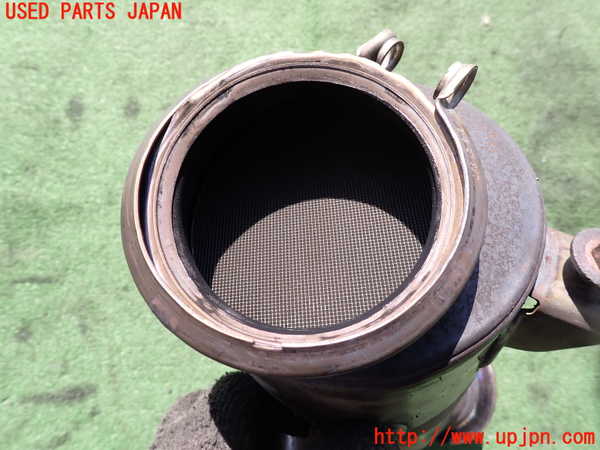 2UPJ-38272661]BMW M135i(1B30)触媒1 中古_m0004.jpg