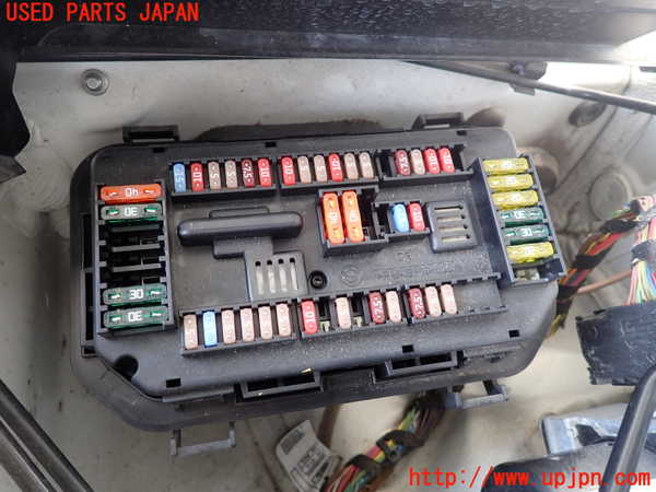 2UPJ-38276741]BMW M135i(1B30)ヒューズボックス1 中古_m0003.jpg