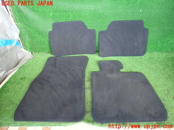 2UPJ-38277800]BMW M135i(1B30)フロアマット 中古_m0001.jpg