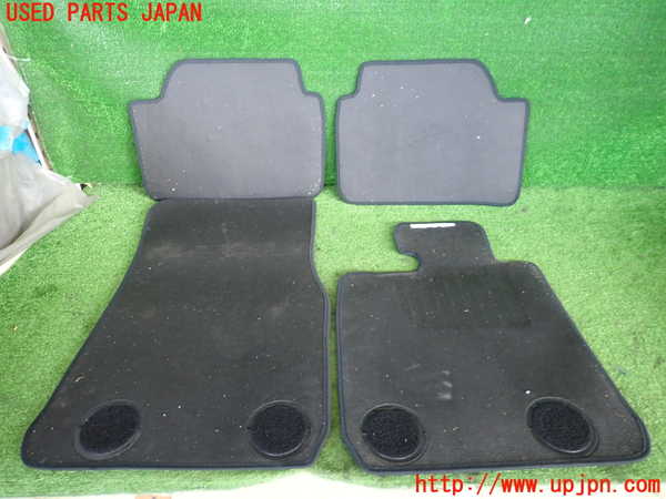 2UPJ-38277800]BMW M135i(1B30)フロアマット 中古_m0004.jpg
