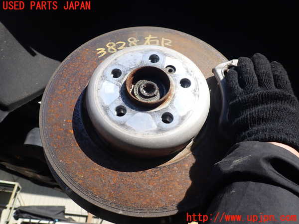 1UPJ-38284300]BMW 740e G11(7D20)右リアナックルハブ 中古_m0001.jpg