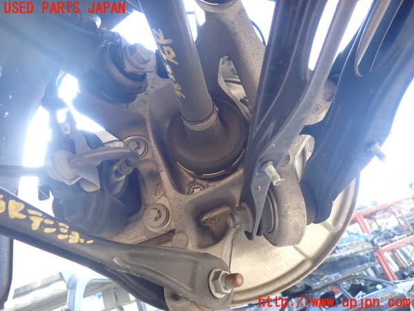 1UPJ-38284300]BMW 740e G11(7D20)右リアナックルハブ 中古_m0002.jpg