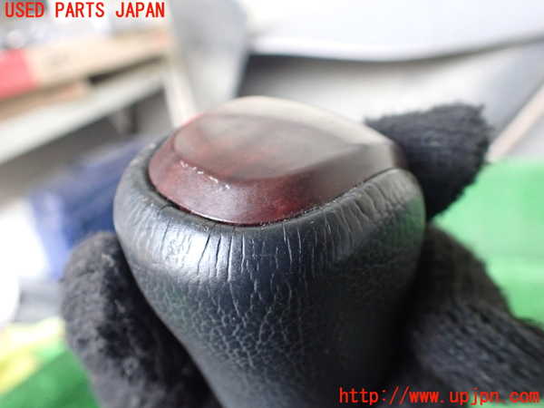 1UPJ-38297570]ランクルプラド(GDJ150W)シフトノブ 中古_m0003.jpg