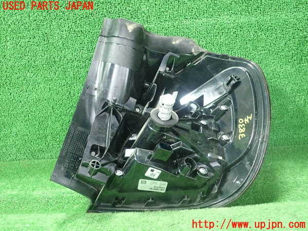 1UPJ-38301536]ベンツ GLA180 X156(156942)左テールランプ 中古_m0003.jpg